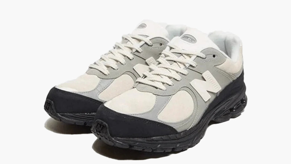 2002R x The Basement Grey Black